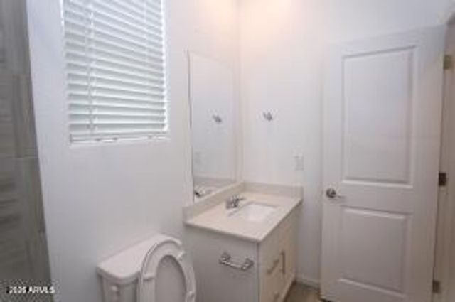 9127 W Minnezona Avenue, Phoenix, AZ 85037