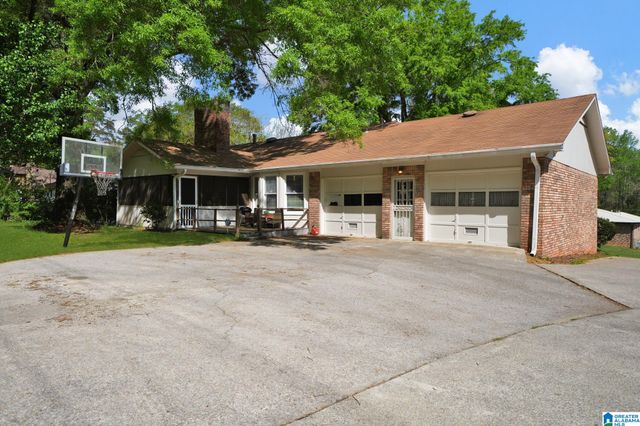 404 MEMORIAL DRIVE SW, Bessemer, AL 35022