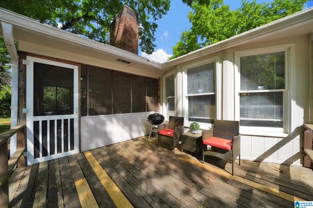 404 MEMORIAL DRIVE SW, Bessemer, AL 35022