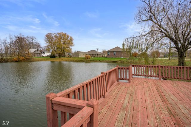 5026 W Stonehaven Lane, New Palestine, IN 46163