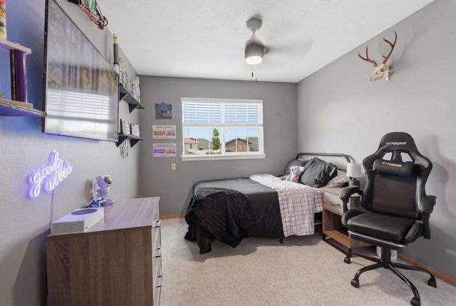 821 S SALISH Ct, Spokane, WA 99224