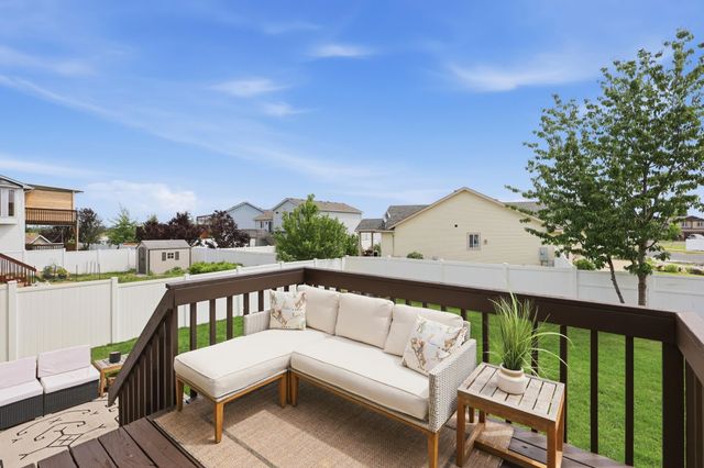 821 S SALISH Ct, Spokane, WA 99224