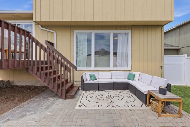 821 S SALISH Ct, Spokane, WA 99224