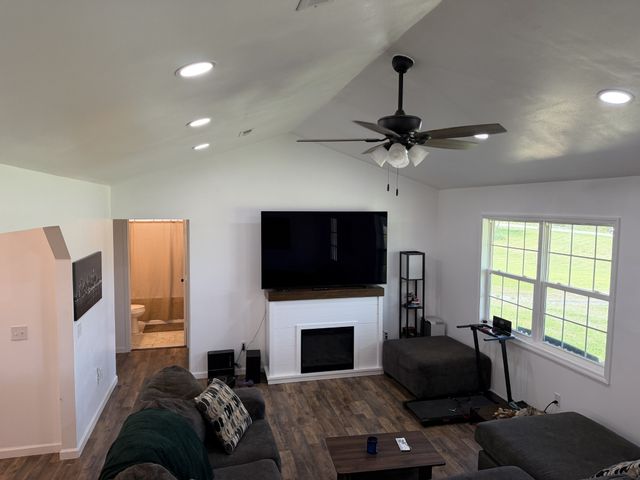 3872 York Hwy, Gainesboro, TN 38562