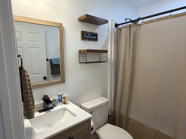 3872 York Hwy, Gainesboro, TN 38562
