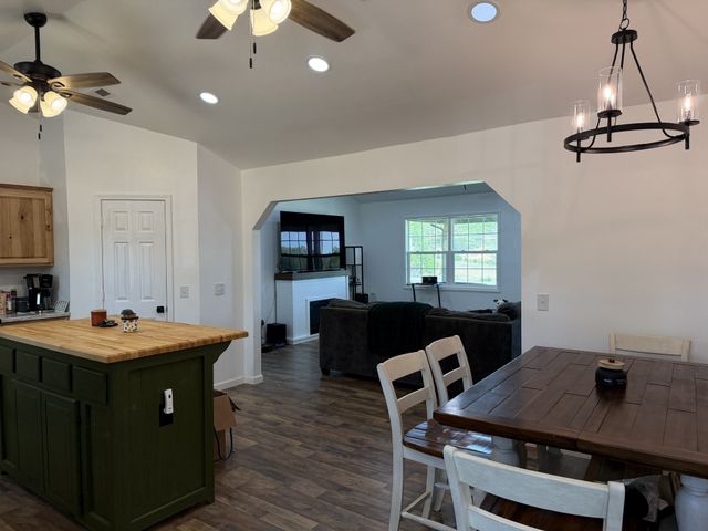 3872 York Hwy, Gainesboro, TN 38562