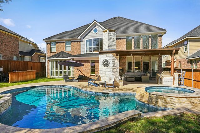 9008 Thompson Drive, Argyle, TX 76226