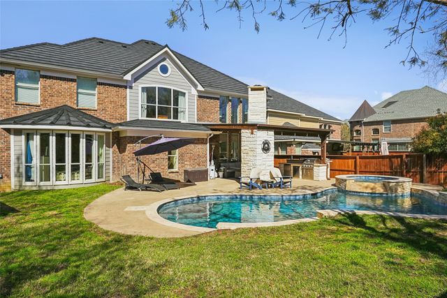 9008 Thompson Drive, Argyle, TX 76226