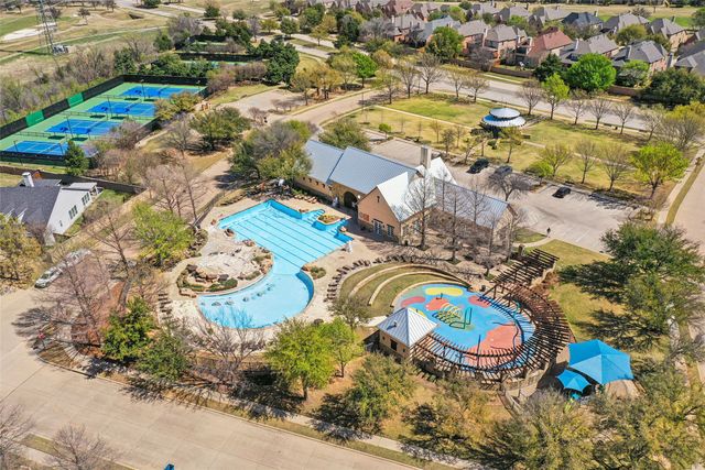 9008 Thompson Drive, Argyle, TX 76226