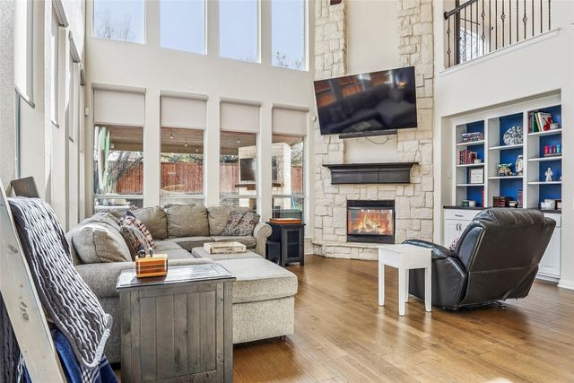 9008 Thompson Drive, Argyle, TX 76226