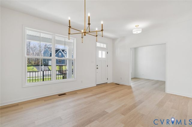 4612 Chesler Dr, Moseley, VA 23120