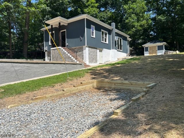 13 Maine St, Jefferson Twp., NJ 07849