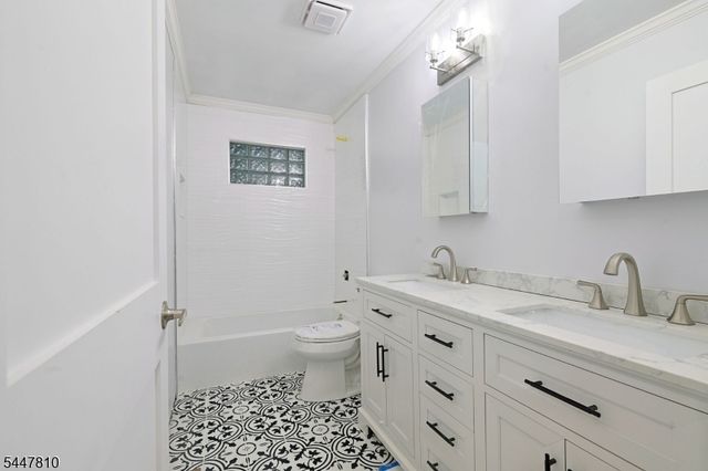 13 Maine St, Jefferson Twp., NJ 07849