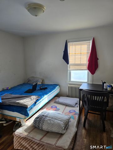 897 First Avenue, West Haven, CT 06516