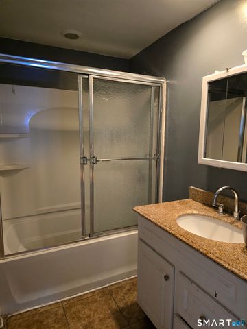 897 First Avenue, West Haven, CT 06516