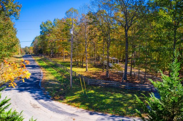 273 Spruce Creek Drive, Jamestown, TN 38556