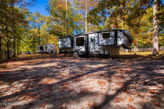 273 Spruce Creek Drive, Jamestown, TN 38556