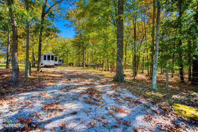 273 Spruce Creek Drive, Jamestown, TN 38556