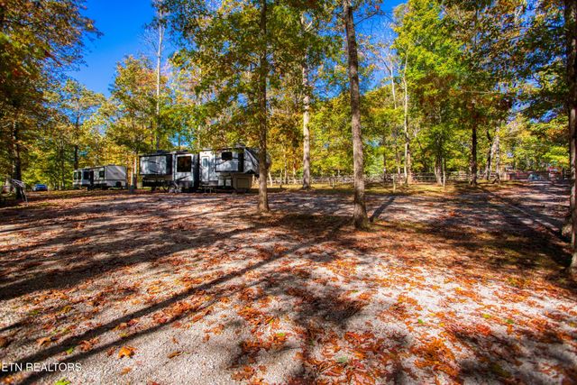 273 Spruce Creek Drive, Jamestown, TN 38556