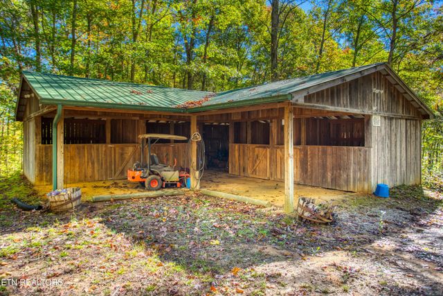 273 Spruce Creek Drive, Jamestown, TN 38556