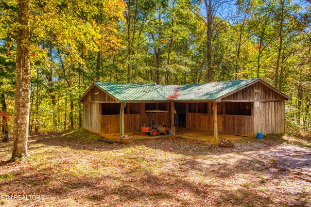 273 Spruce Creek Drive, Jamestown, TN 38556