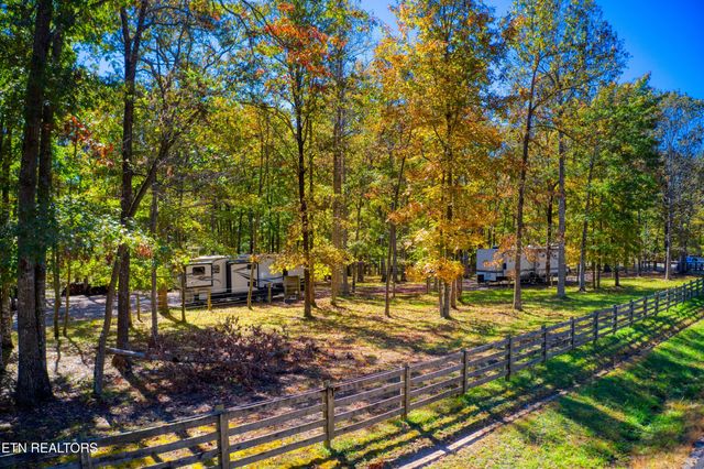 273 Spruce Creek Drive, Jamestown, TN 38556