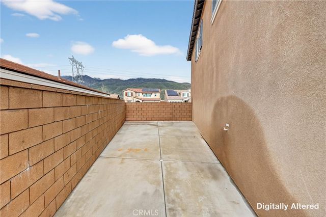 15575 Parry Peak, Fontana, CA 92336