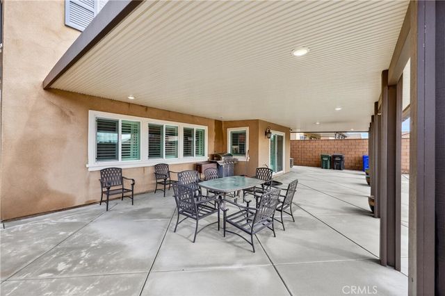 15575 Parry Peak, Fontana, CA 92336