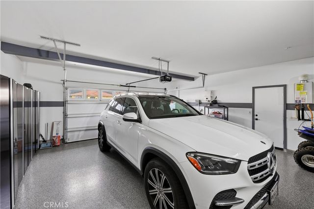 15575 Parry Peak, Fontana, CA 92336