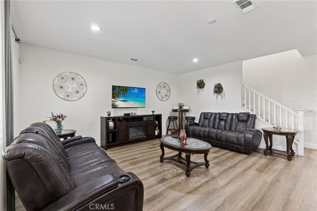 15575 Parry Peak, Fontana, CA 92336