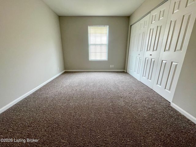 3544 Brockton Ln 3, Louisville, KY 40220