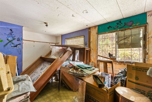 1586 King Road, Winlock, WA 98596