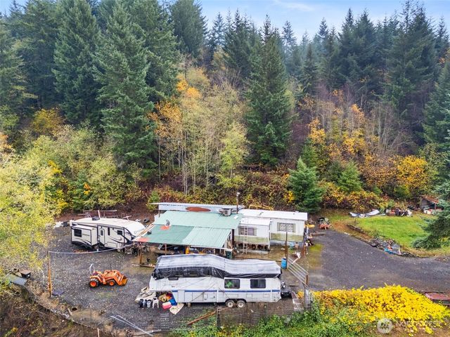 1586 King Road, Winlock, WA 98596