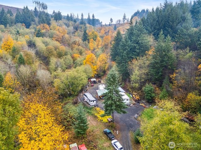 1586 King Road, Winlock, WA 98596