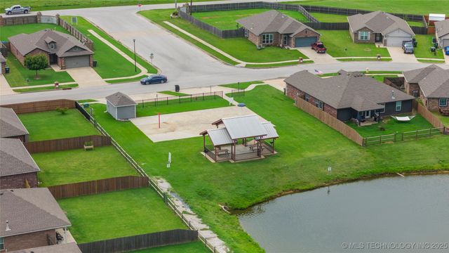 13503 E 134th Street North, Collinsville, OK 74021
