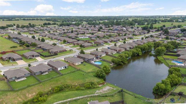 13503 E 134th Street North, Collinsville, OK 74021