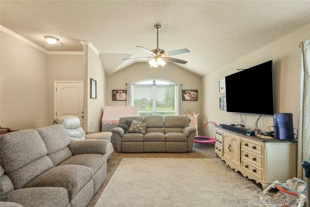 13503 E 134th Street North, Collinsville, OK 74021