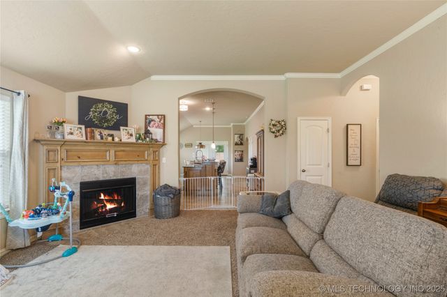 13503 E 134th Street North, Collinsville, OK 74021