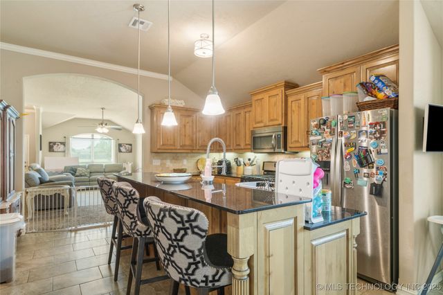 13503 E 134th Street North, Collinsville, OK 74021