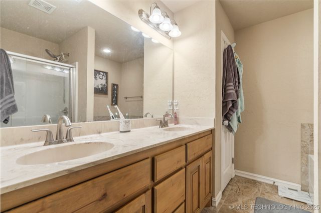 13503 E 134th Street North, Collinsville, OK 74021