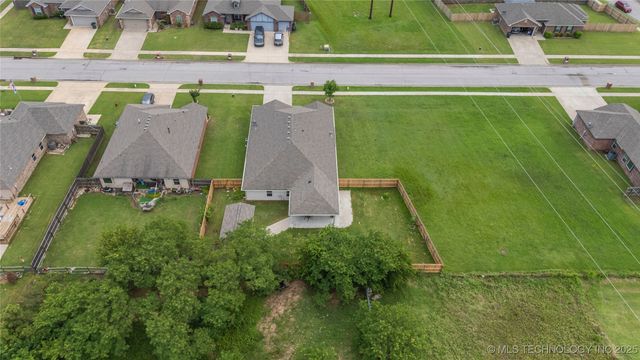 13503 E 134th Street North, Collinsville, OK 74021