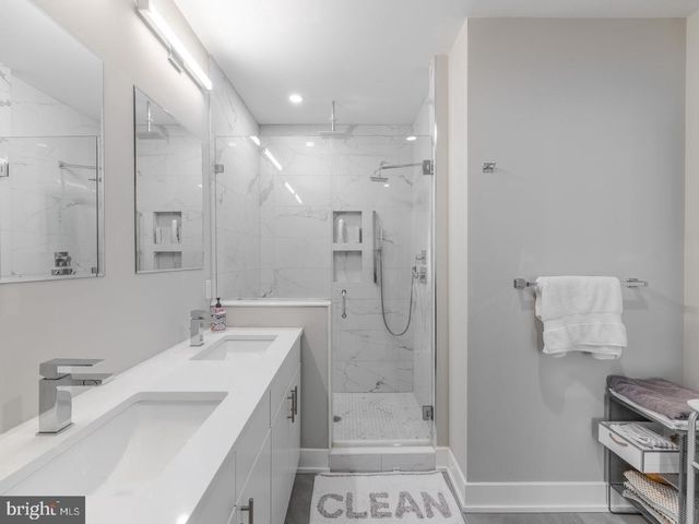 129 W ALLEN ST, Philadelphia, PA 19123