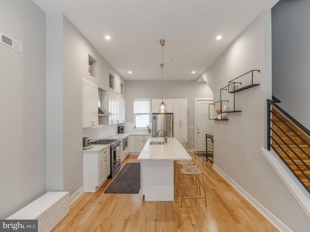 129 W ALLEN ST, Philadelphia, PA 19123