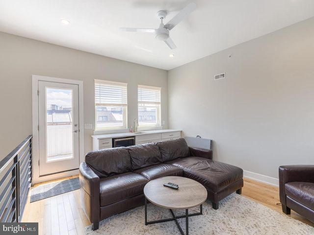 129 W ALLEN ST, Philadelphia, PA 19123