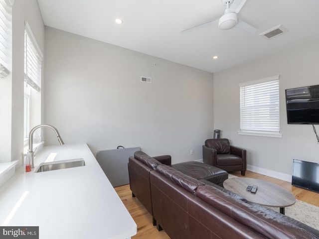 129 W ALLEN ST, Philadelphia, PA 19123