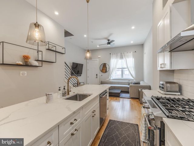 129 W ALLEN ST, Philadelphia, PA 19123