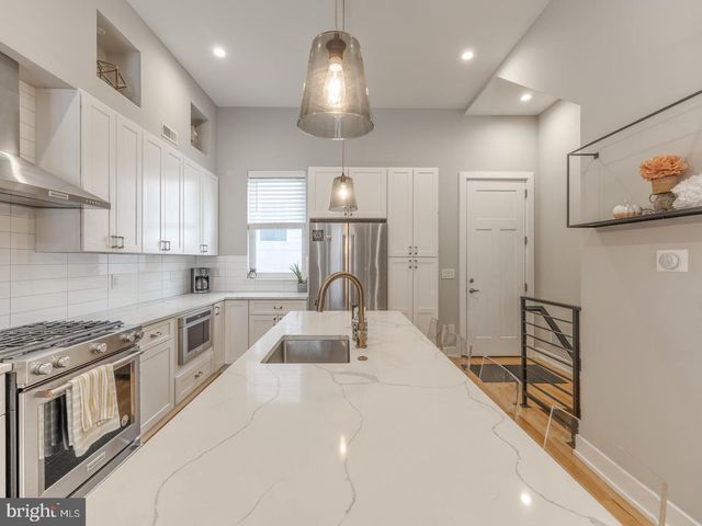 129 W ALLEN ST, Philadelphia, PA 19123