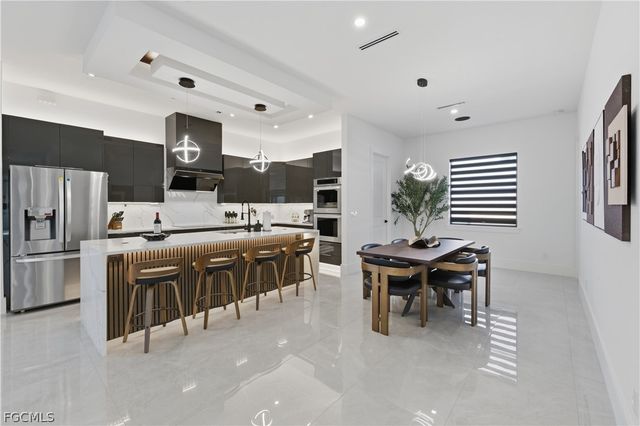 2402 Everest PKWY, Cape Coral, FL 33904