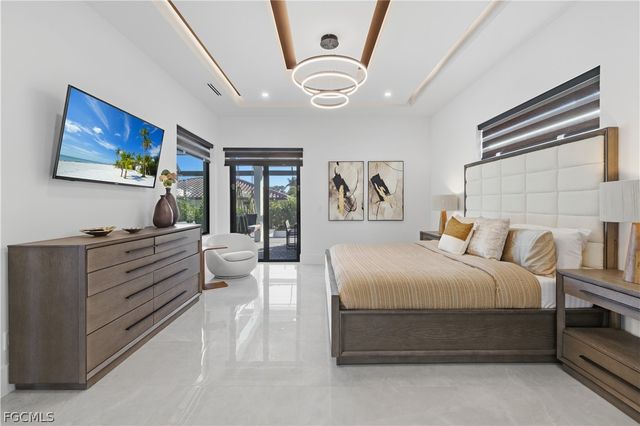 2402 Everest PKWY, Cape Coral, FL 33904