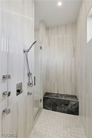 2402 Everest PKWY, Cape Coral, FL 33904